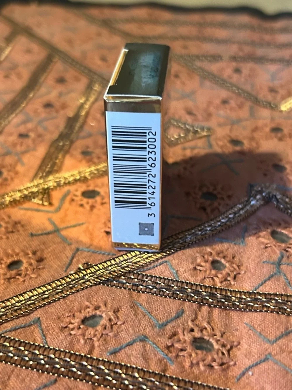 YSL Sequin Crush Eyeshadow in Confident Nude